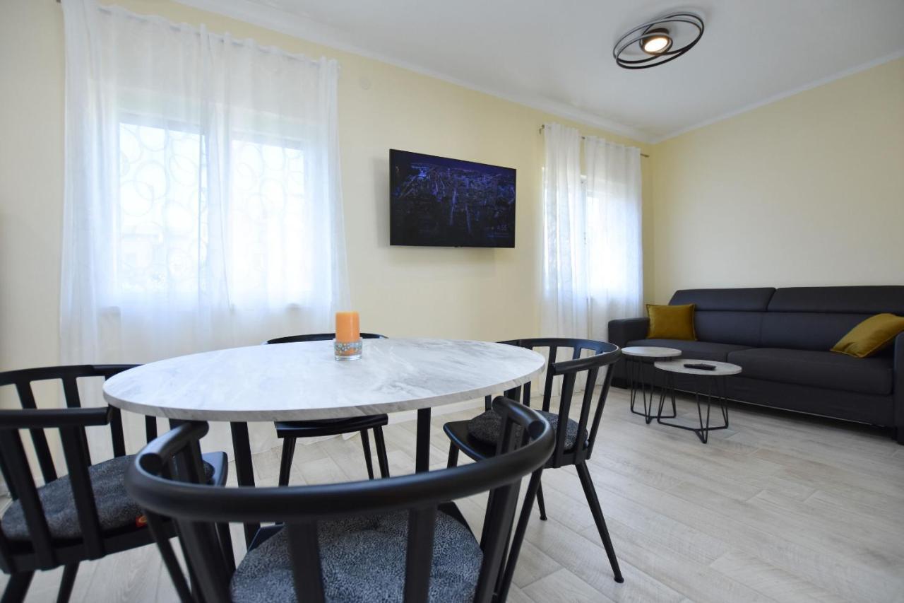 Apartment Ruzica Primošten Exterior foto